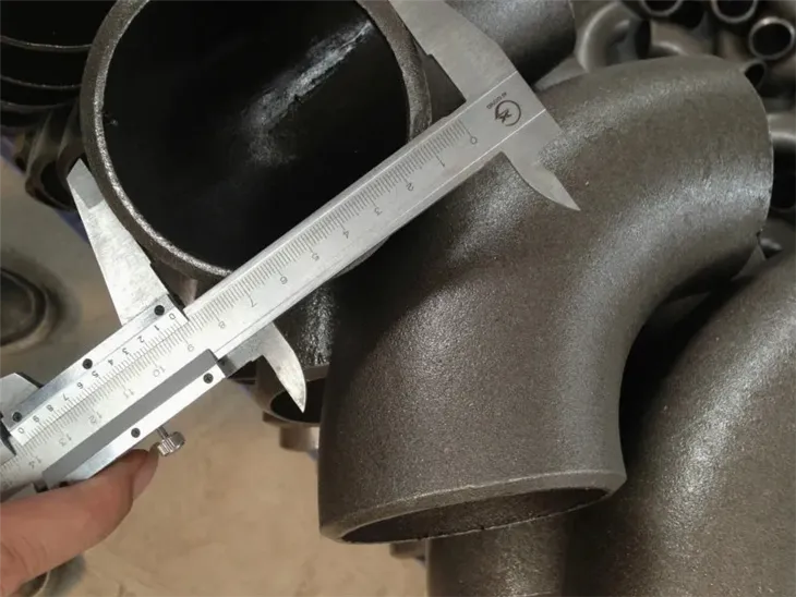 DIN DIN2605-22605-1 колена 90градусов 45градусов Lr Sr, R=1D, R=1.5D, R=3D